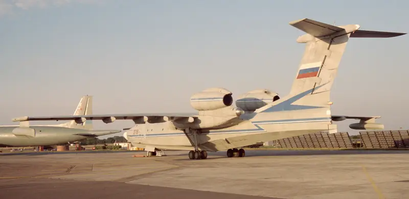 Beriev A-40