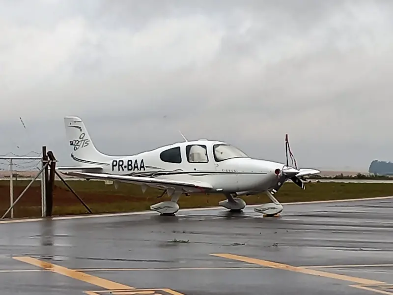 Cirrus Cirrus SR22