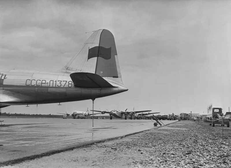 Ilyushin Il-12