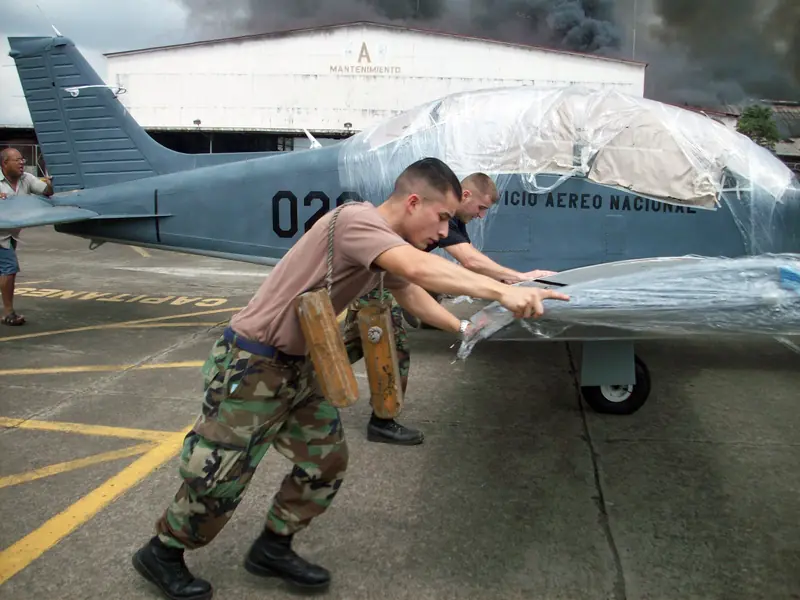 Piper ENAER T-35 Pillán