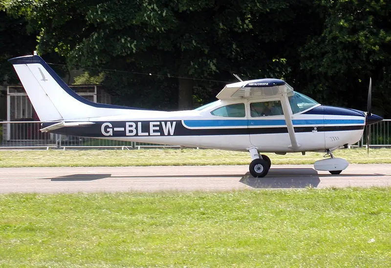 Reims F182